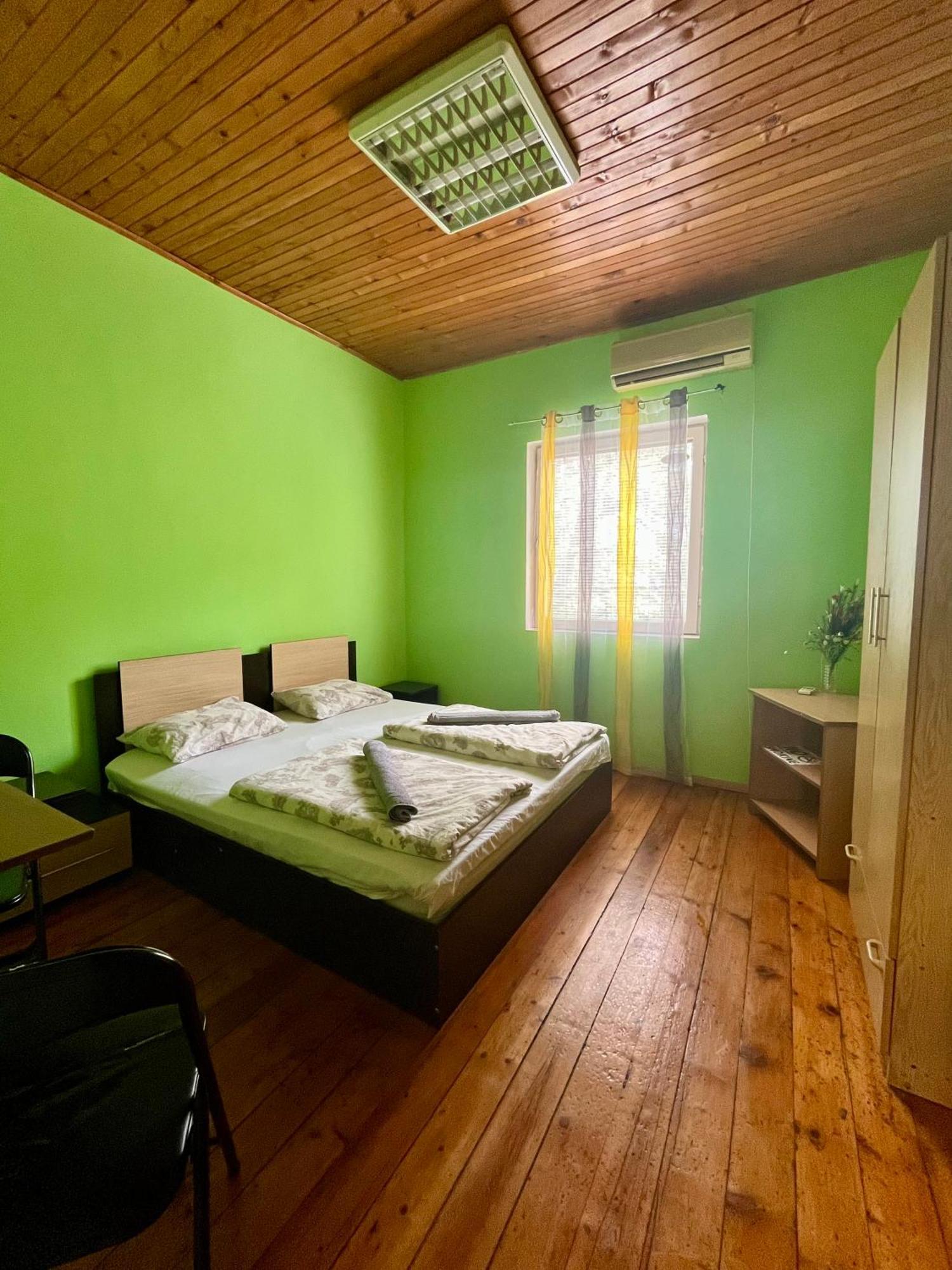 Elegance On A Budget - Rooms For Rent In Sofia Center Dış mekan fotoğraf