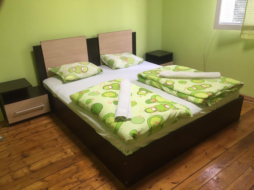 Elegance On A Budget - Rooms For Rent In Sofia Center Dış mekan fotoğraf