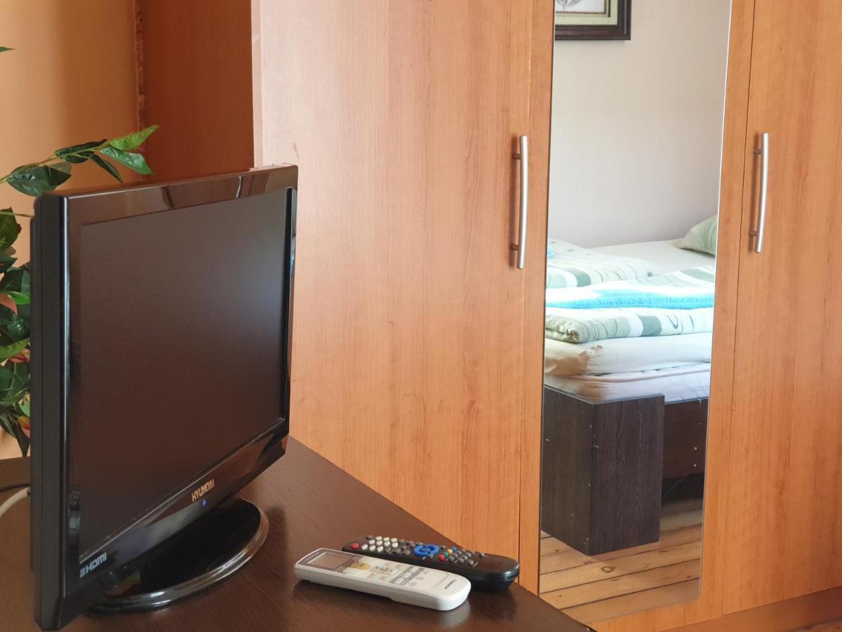 Elegance On A Budget - Rooms For Rent In Sofia Center Dış mekan fotoğraf